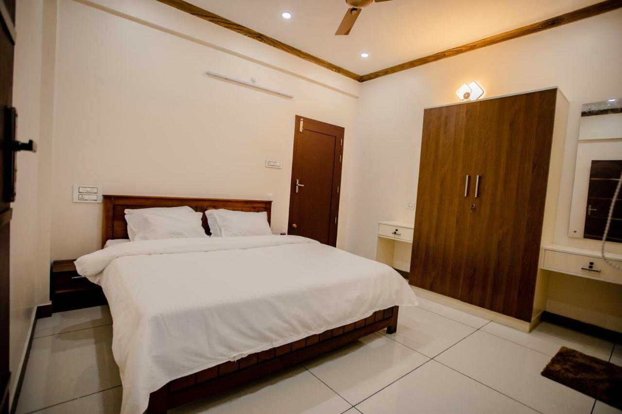 Cliff Way Apartments Varkala Eksteriør billede