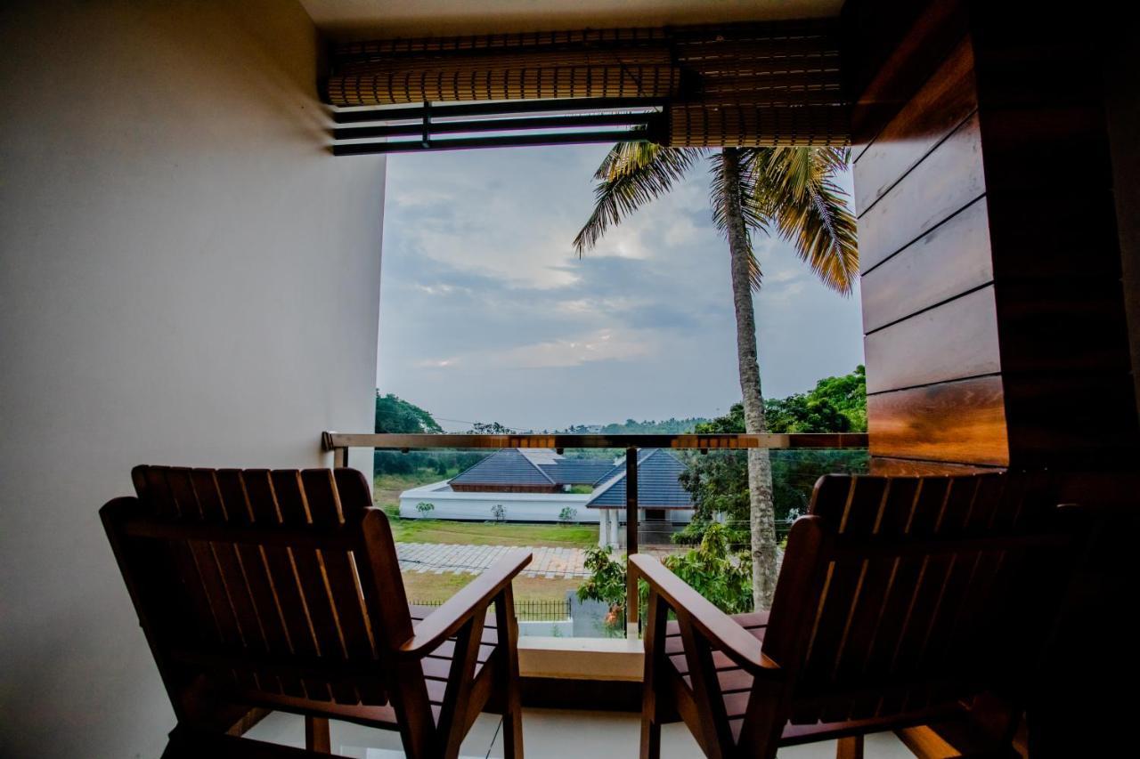 Cliff Way Apartments Varkala Eksteriør billede
