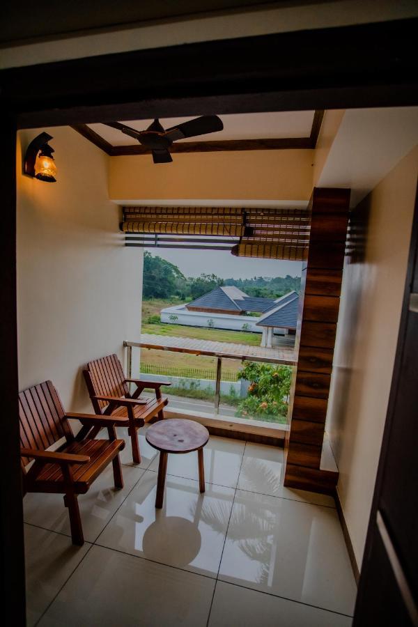 Cliff Way Apartments Varkala Eksteriør billede