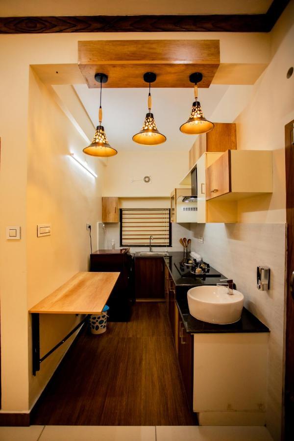 Cliff Way Apartments Varkala Eksteriør billede