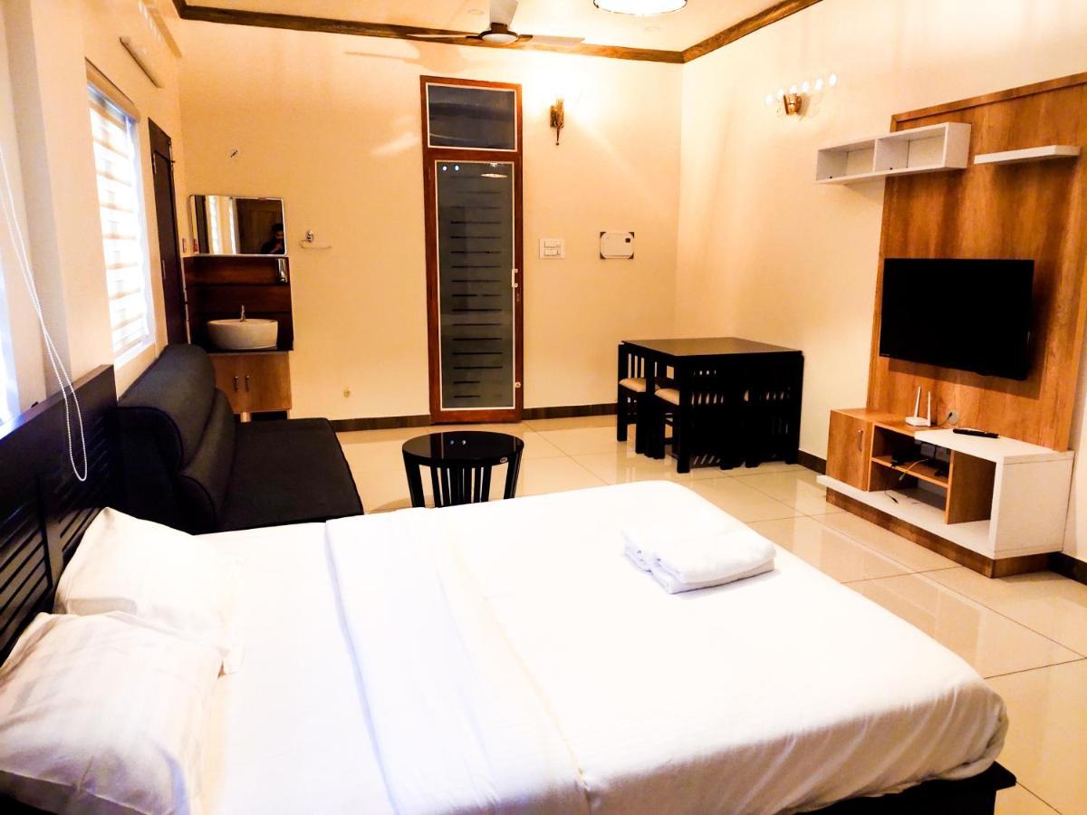 Cliff Way Apartments Varkala Eksteriør billede