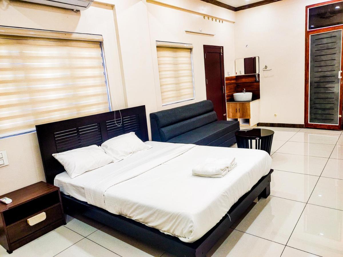 Cliff Way Apartments Varkala Eksteriør billede